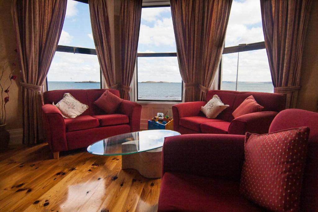 Clarmont Guest House Portrush Exterior foto